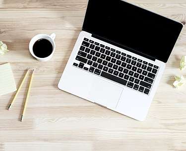 Laptop und Kaffee Laptop und Kaffee